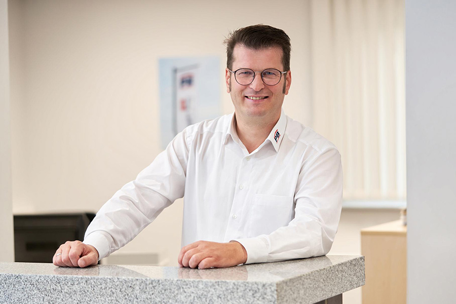 Jörg Schuster